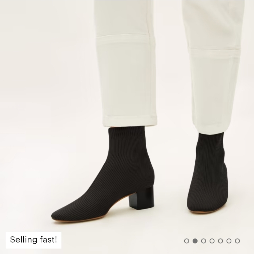 Everlane Glove bootie size 7